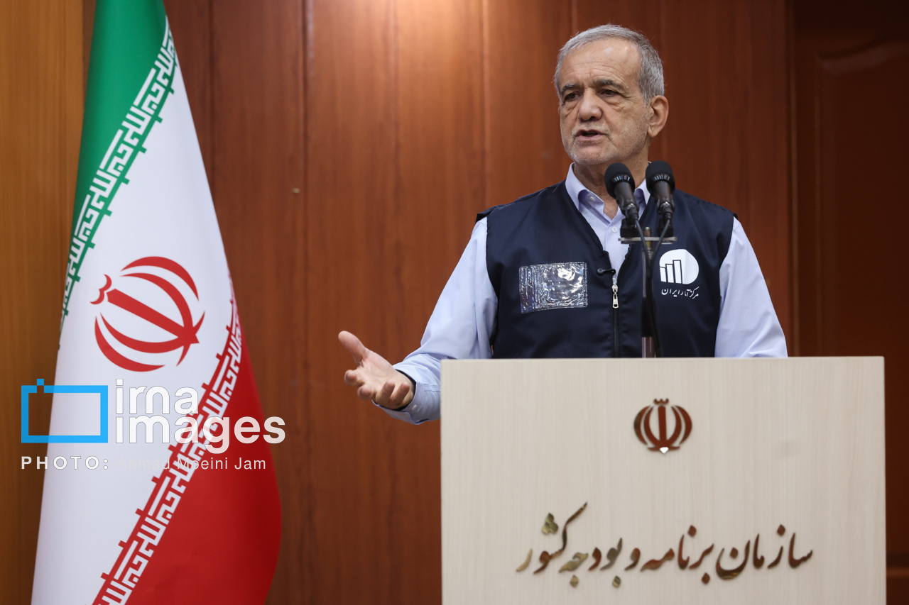 دکتر پزشکیان؛ رئیس‌جمهور: دیگر فرصتی برای درجا زدن نداریم، در شرایط بلاتکلیفی نمی‌توان برنامه‌ریزی کرد؛ باید تکلیف خود را بدانیم، باید از وضعیت «نه جنگ و نه صلح» خارج شویم