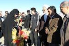 معاون برنامه ریزی استانداری ایلام در دولت نهم ودهم : مصوبات دولت نهم ودهم دراستان خرد و غیرقابل اجرا بودند / فقط دولت فعلی