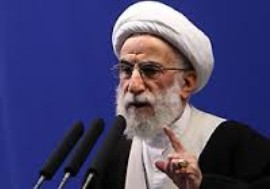 آیت الله جنتی: عده ای درصددند آمریکا را منجی ایران معرفی کنند / دشمن معتقد است آنچه را با برجام به دست آورد در جنگ به دست نمی آورد 
