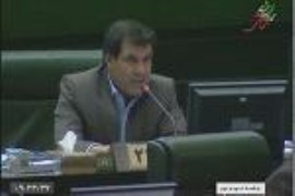 اقدامات ضعیف پیشگیرانه و واکنش نامناسب هنگام وقوع سیل / دکتر علی‌محمد احمدی نماینده استان ایلام  :  موضوع سیل نشان داد که توانایی مقابله و برنامه‌ریزی برای مدیریت بحران‌های غیرقابل پیش بینی دراستان ایلام  وجود ندارد