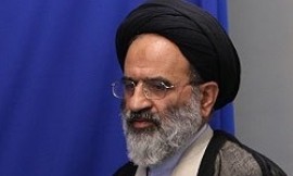 مهمان نوازی و برخورد مناسب مردم ایلام با زوار اربعین زبانزد خاص و عام است/ حجت الاسلام سيدرضا تقوی : مردم استان ایلام با این حرکت خودجوش٬ فرهنگی را به کل کشور ترویج و نشر میدهند