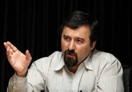امروز جغرافیای سیاسی و جغرافیای تفکر بهم ریخته است و ما در موقعیتی که هستیم نمی‌توانیم نسبت‌مان را با دیگر موقعیت‌ها مشخص کنیم. بنابراین چون پرسپکتیوی نداریم علوم انسانی برای ما ترجمه‌ای شده است