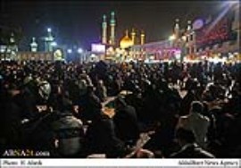 حرم مقدس حضرت فاطمه معصومه(س) لحظه تحویل سال نو