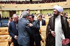 دکتراحمدی نژاد در نمایشگاه قرآن