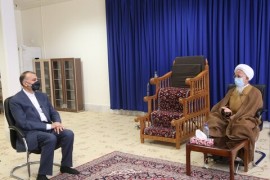 حضرت آیت الله جوادی آملی:  مذاکره با جهان، یک فکر جهانی لازم دارد. ما از جهان جدا نیستیم، چه بخواهیم و چه نخواهیم باید با آنها مذاکره کنیم